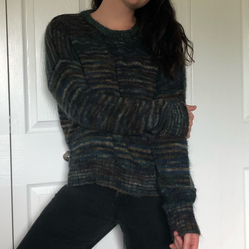 Cropped sweater